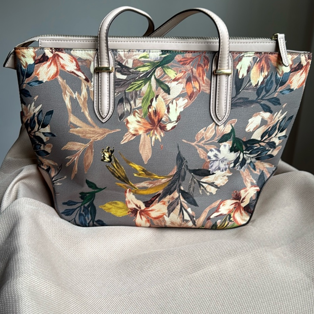 Nine West Neutral Floral Print Satchel/Tote - Picture 3 of 13